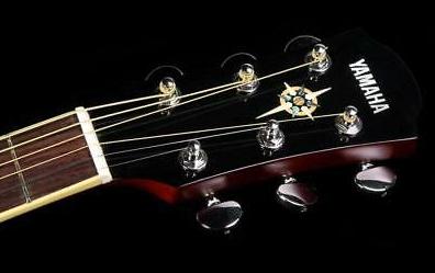 Гитара электроакустическая Yamaha CPX600RB
