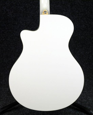 Гитара электроакустическая Yamaha APX600VWH