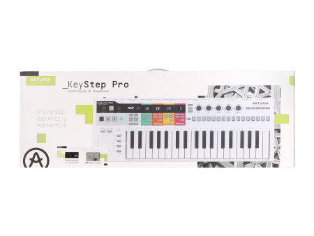 MIDI клавиатура ARTURIA KeyStep Pro WH