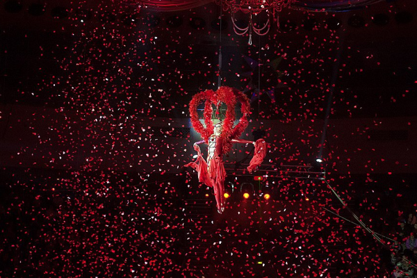 Подвесная Конфетти Машина Global Effects EASY Swirl