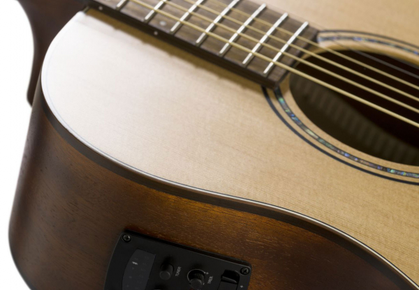 Гитара электроакустическая Baton Rouge X11LS/FE