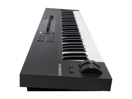 MIDI клавиатура Native Instruments KOMPLETE KONTROL A61