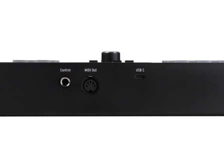 MIDI клавиатура ARTURIA KeyLab Essential MK3 61 BK