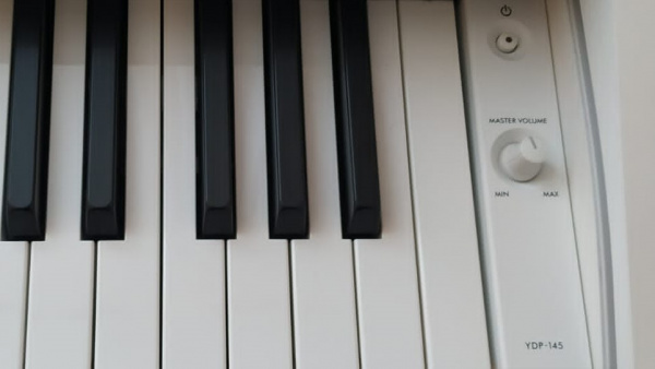 Цифровое пианино Yamaha Arius YDP-145WH