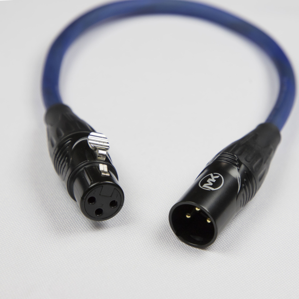 Патч-кабель MUZKABEL XXSMK5NP - 0.1 метра, XLR - XLR