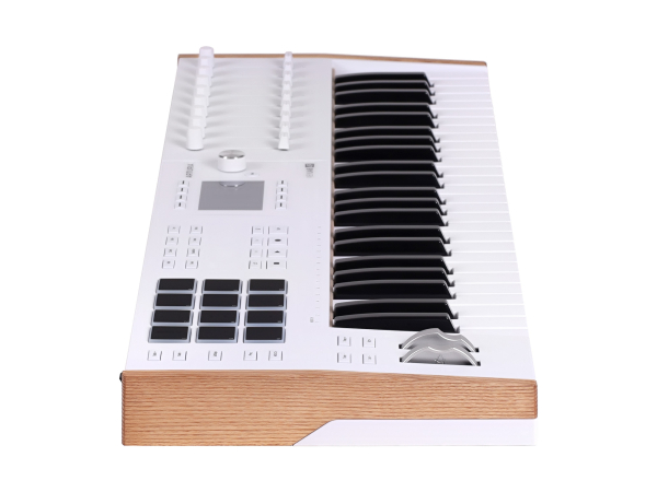 MIDI клавиатура ARTURIA KeyLab MK3 49 WH