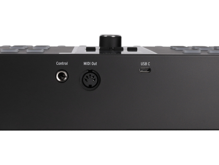 MIDI клавиатура ARTURIA KeyLab Essential MK3 88 BK