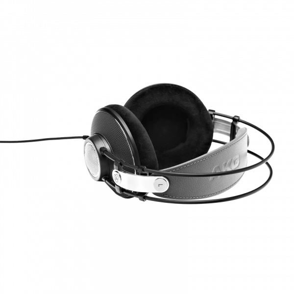 Студийные наушники AKG K612 PRO