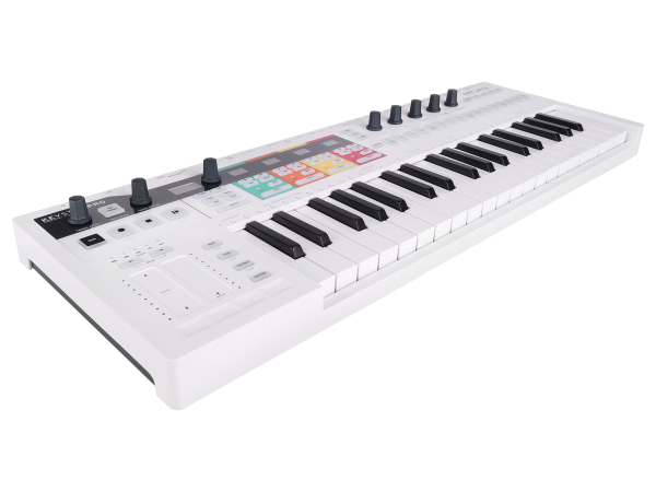 MIDI клавиатура ARTURIA KeyStep Pro WH