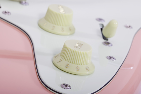 Электрогитара SCHECTER NICK JOHNSTON TRAD SSS A.CORAL